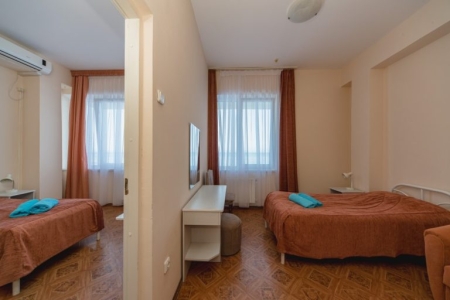 Джуниор Сюит 2-местный 2-комнатный (без балкона), фото 2