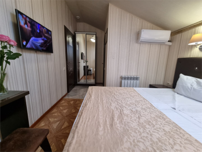 Мансардный-эконом с  бесплатным завтраком и парковкой, фото 2