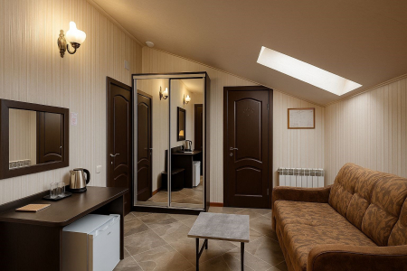 Мансардный-стандарт с бесплатным завтраком и парковкой, фото 1