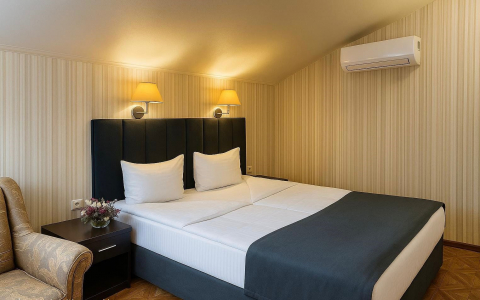 Мансардный-стандарт с бесплатным завтраком и парковкой, фото 2