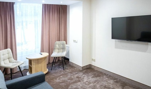 Люкс VIP 2-местный 3-комнатный 1 (1 корпус), фото 3