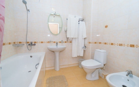 Люкс 2-местный 2-комнатный с балконом, фото 6