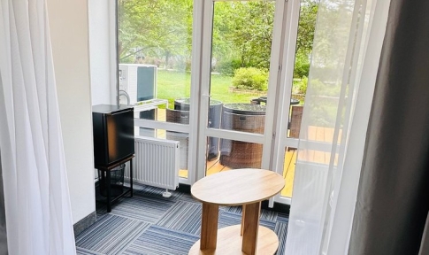 Комфорт 2-местый 1 этаж с террасой / 5 этаж с панорамными окнами, фото 7