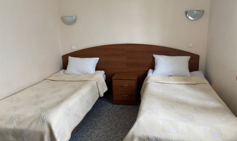 Стандартный 2-местный 1-комн. номер в кот.комплексе "Русская деревня", фото 1