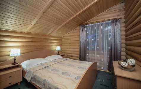 Коттедж сруб 4-местный 2-этажный с кухней, фото 2