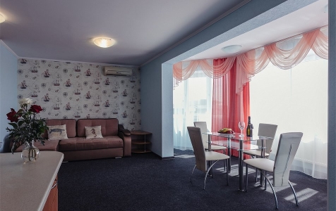 Делюкс 4-местный 2-комнатный, фото 2