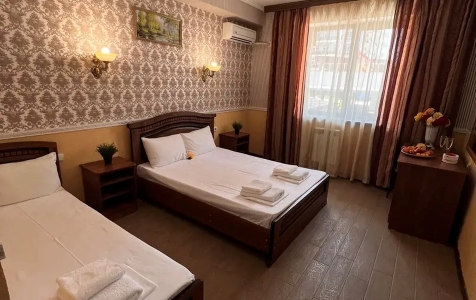 Стандарт 3-м. с видом на бассейн, фото 2