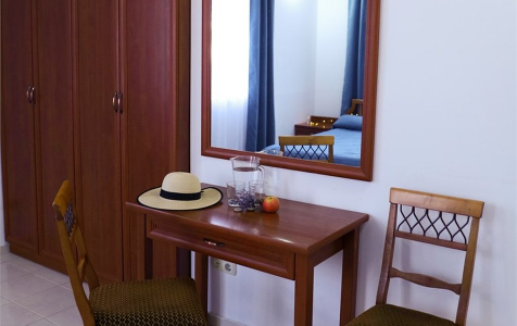 Люкс 4-местный 2-комнатный, фото 6