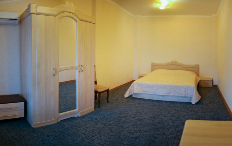 Люкс Семейный 4-местный 3-комнатный, фото 2