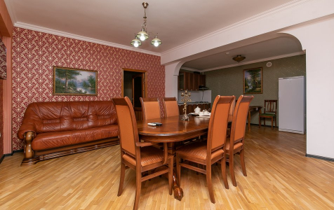 Люкс 3-комнатный с кухней и бильярдом, фото 3