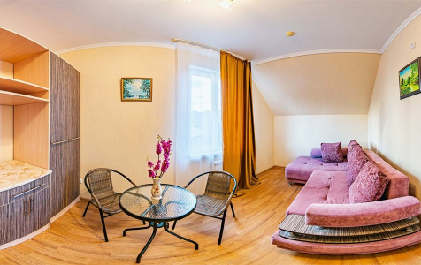 Люкс 2К Люкс 4м с балконом, фото 2