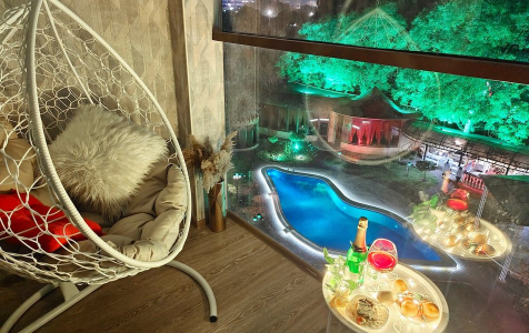 Полулюкс 4-местный Полулюкс с панорамным видом на колесо обозрения, фото 2