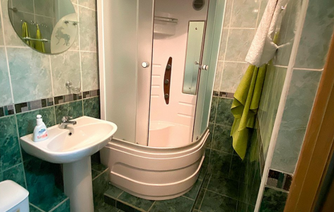 Люкс 4 местный 2 комнатный с балконом 2,3 этаж , фото 3