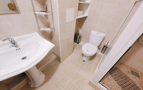 Апартаменты 4-комнатные 8-местные с видом на территорию, фото 9