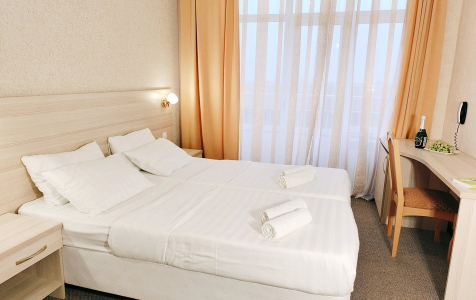 Комфорт 3-м с бок. видом на море, фото 3