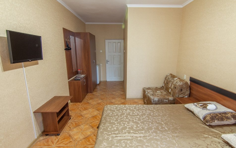 Номер 4-местный с балконом, фото 3