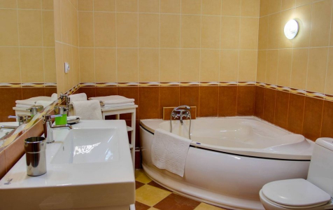 Люкс 4-местный 2-комнатный с двумя балконами и видом на море, фото 6