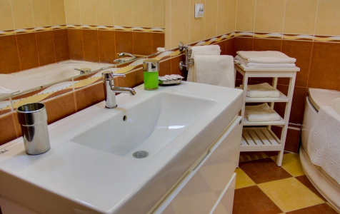 Люкс 4-местный 2-комнатный с двумя балконами и видом на море, фото 7