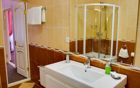 Люкс 4-местный 2-комнатный с двумя балконами и видом на море, фото 8