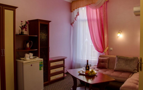 Люкс 4-местный 2-комнатный с террасой и видом на море, фото 3