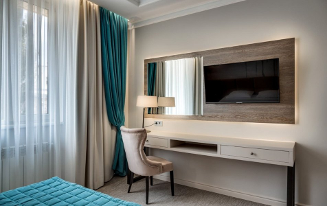 Люкс 4-местный 2-комнатный (основной корпус), фото 3