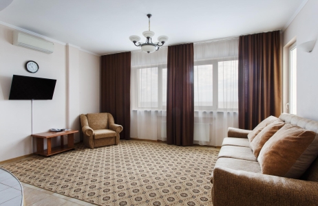 Люкс 2-местный 2-комнатный (с балконом), фото 2