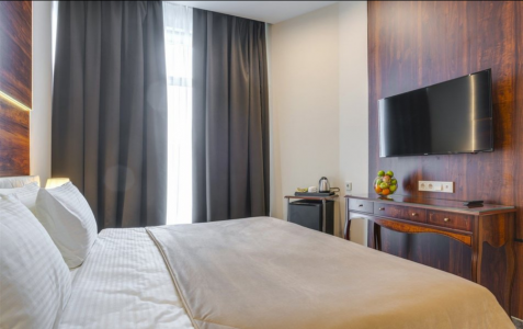 Улучшенный 2-местный DBL/TWN с видом на реку, фото 2