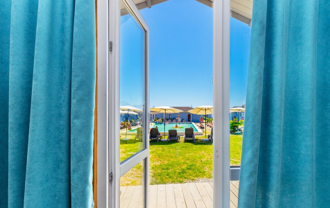 Шале 2-мес 1-ком вид на бассейн, фото 4