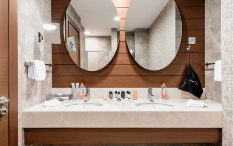 Люкс Джуниор с гидромассажной ванной и видом на море, фото 8