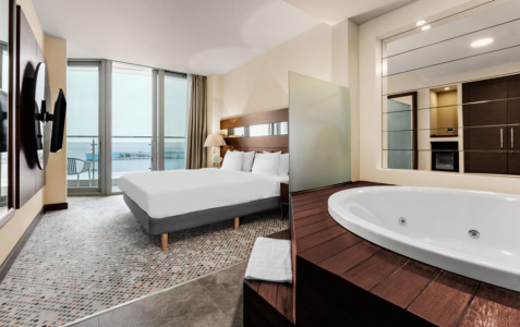 Люкс Джуниор с гидромассажной ванной и видом на море, фото 7