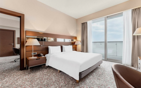 Люкс Джуниор с гидромассажной ванной и видом на море, фото 1