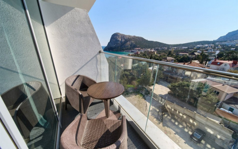 Люкс Романтический 2-местный 2-комнатный с ванной в спальне, фото 4