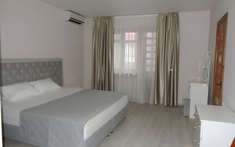 Номер 3 категория 2-местный 2-комнатный в коттедже 9,10, фото 1