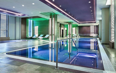 Крытый бассейн