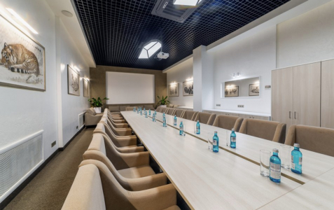 Конференц-зал