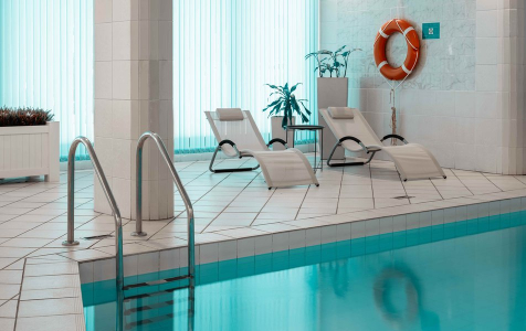 Крытый бассейн