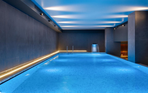 Крытый бассейн