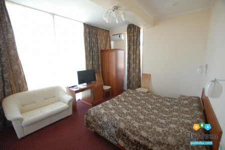 Люкс 4-местный 2-комнатный, 6 этаж, фото 7