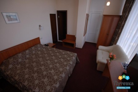 Люкс 4-местный 2-комнатный, 6 этаж, фото 4