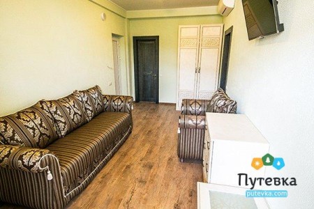 Люкс 2-местный 2-комнатный с балконом, фото 6