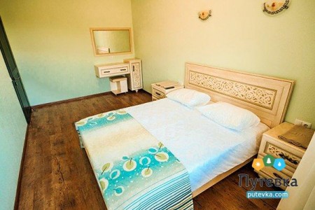 Люкс 2-местный 2-комнатный с балконом, фото 4