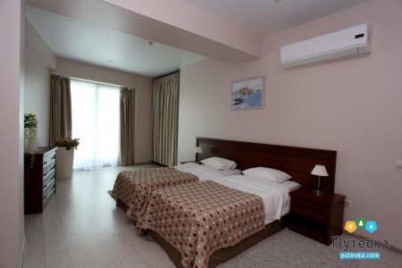 Сюит 4-местный 3-комнатный, фото 1