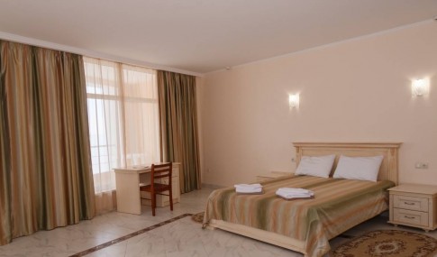 Люкс-Комфорт 2-местный 2-комнатный, фото 2