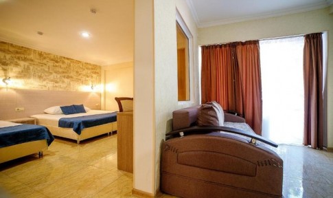 Семейная студия 4-местный с кухней, фото 4