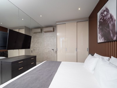 Апартаменты Люкс Семейный  6-местный 2-комнатный.Этажи 6,14,15,16.Отличие от Люкса - доп.диван на 2 места, фото 2