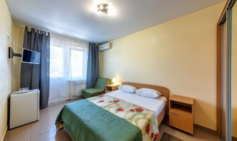 Комфорт 3-местный с балконом, фото 3