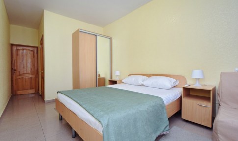 Комфорт с балконом и боковым видом на море и горы, фото 2