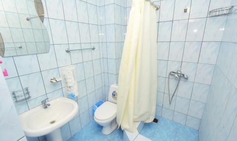 Комфорт с балконом и боковым видом на море и горы, фото 3