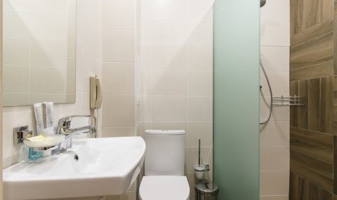 Совмещенный 6 местный 2 комнатный , фото 4