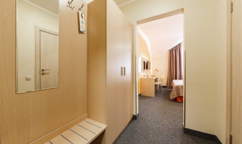 Совмещенный 6 местный 2 комнатный , фото 3